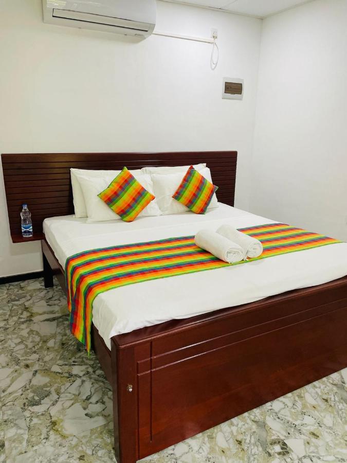 Surf Front Hotel Ахангама Екстериор снимка